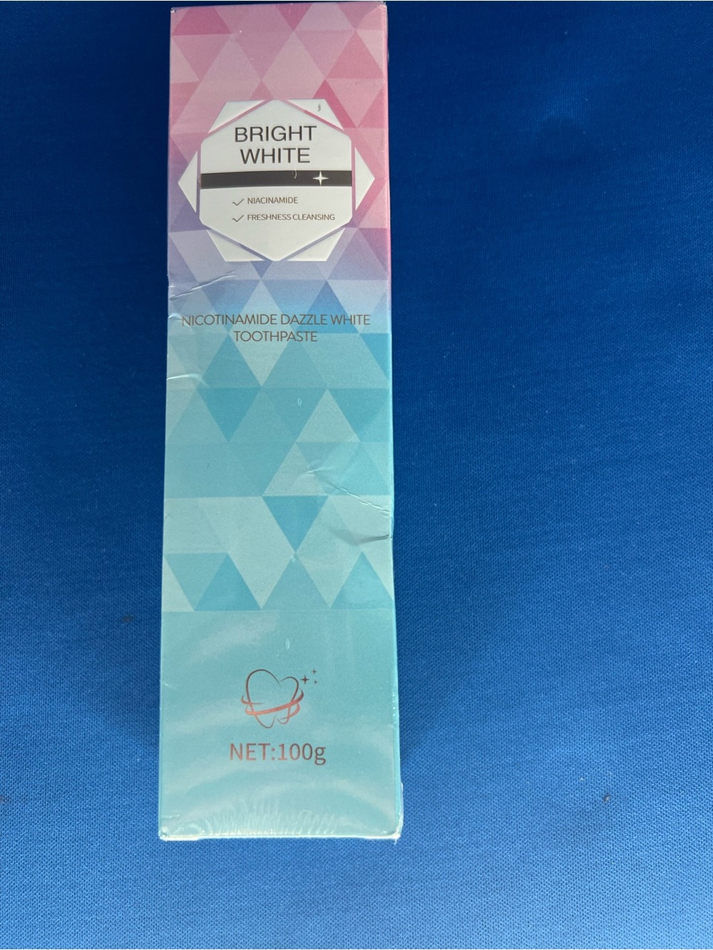 Nicotinamide Dazzle White Toothpaste - Blue/White
